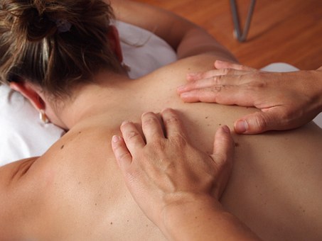 Оздоровительный массаж спины